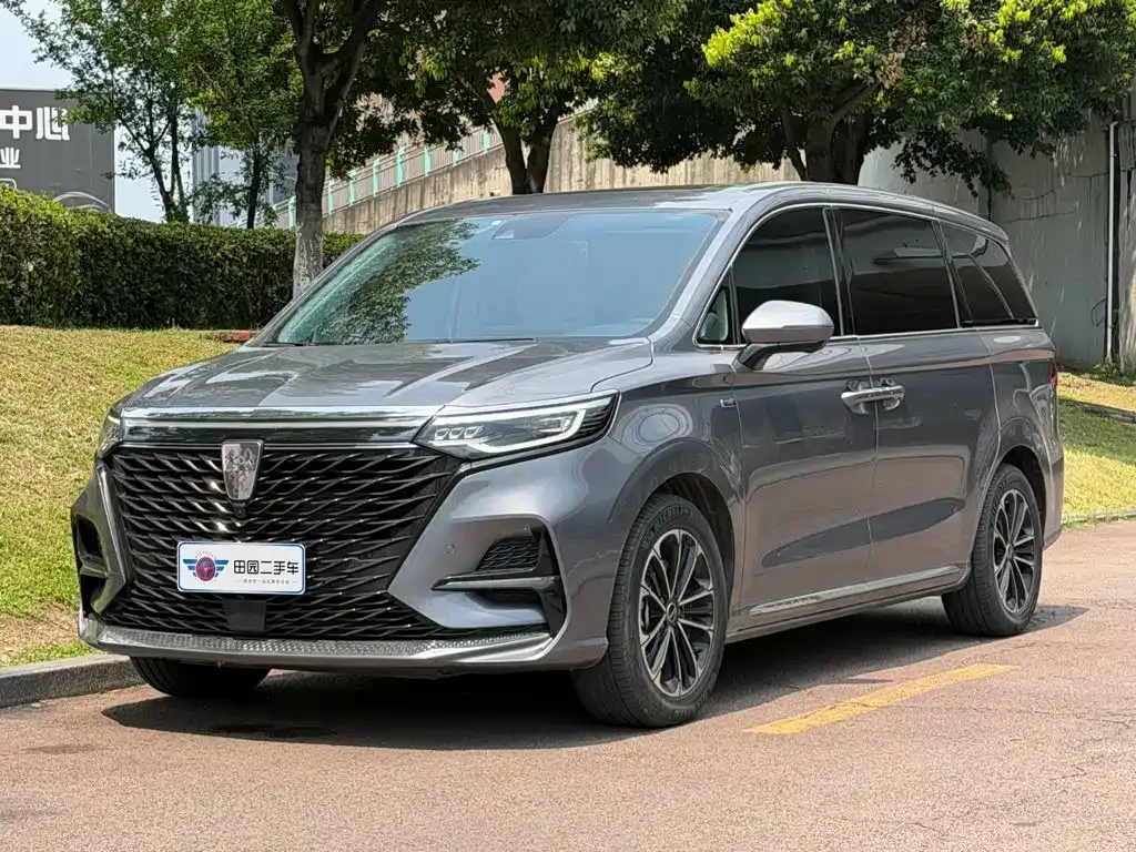 Roewe iMAX8 — фото 1