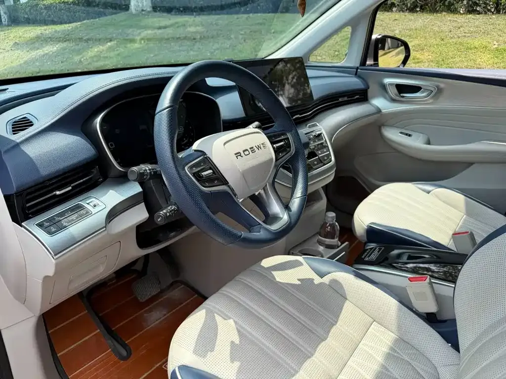 Roewe iMAX8 — фото 6