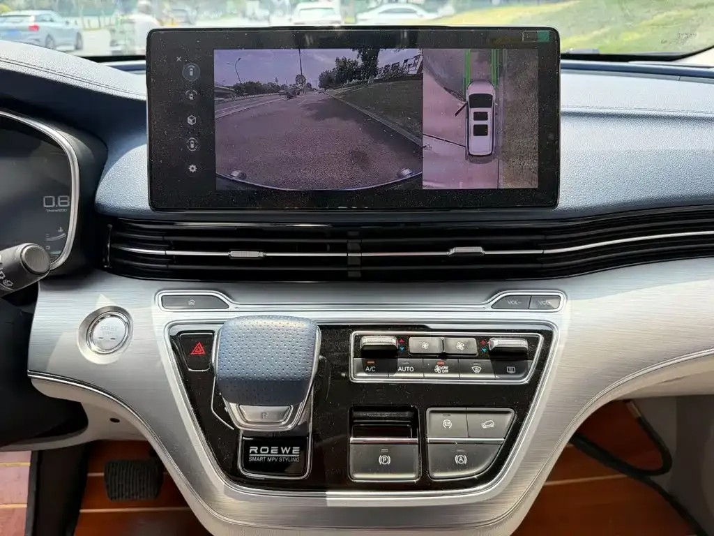 Roewe iMAX8 — фото 3