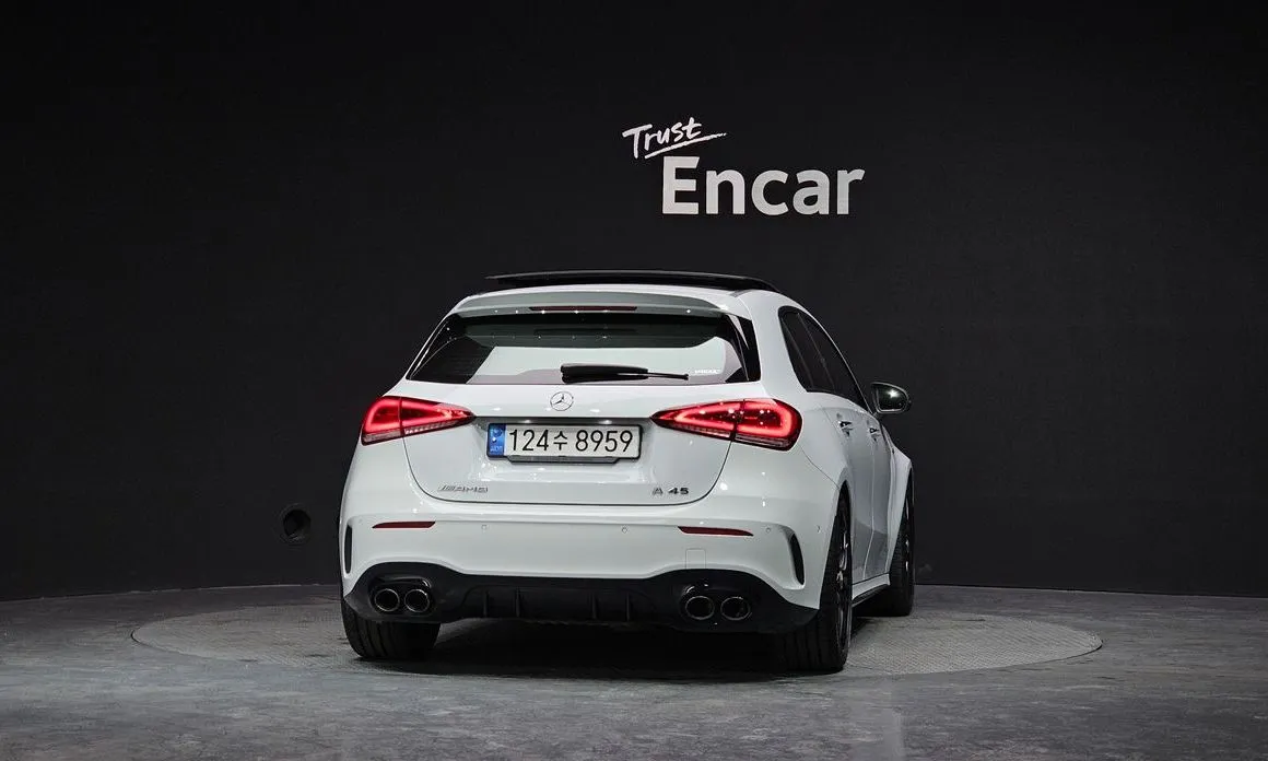 Mercedes-Benz A-Class — фото 6