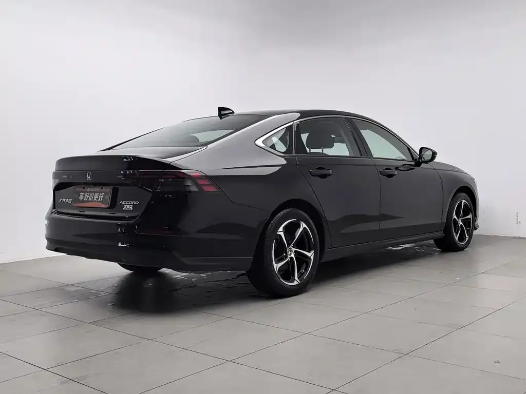Honda Accord — фото 5
