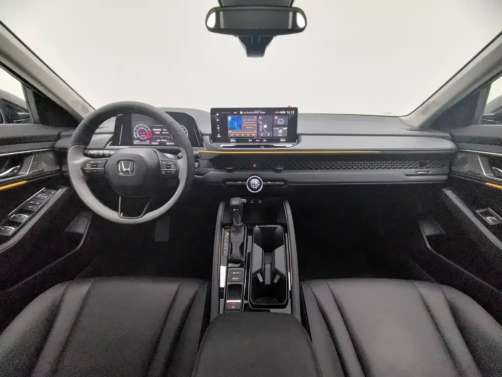 Honda Accord — фото 7