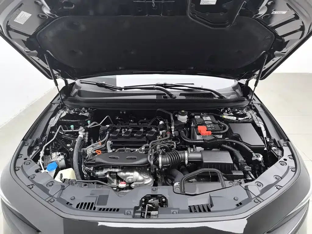 Honda Accord — фото 6