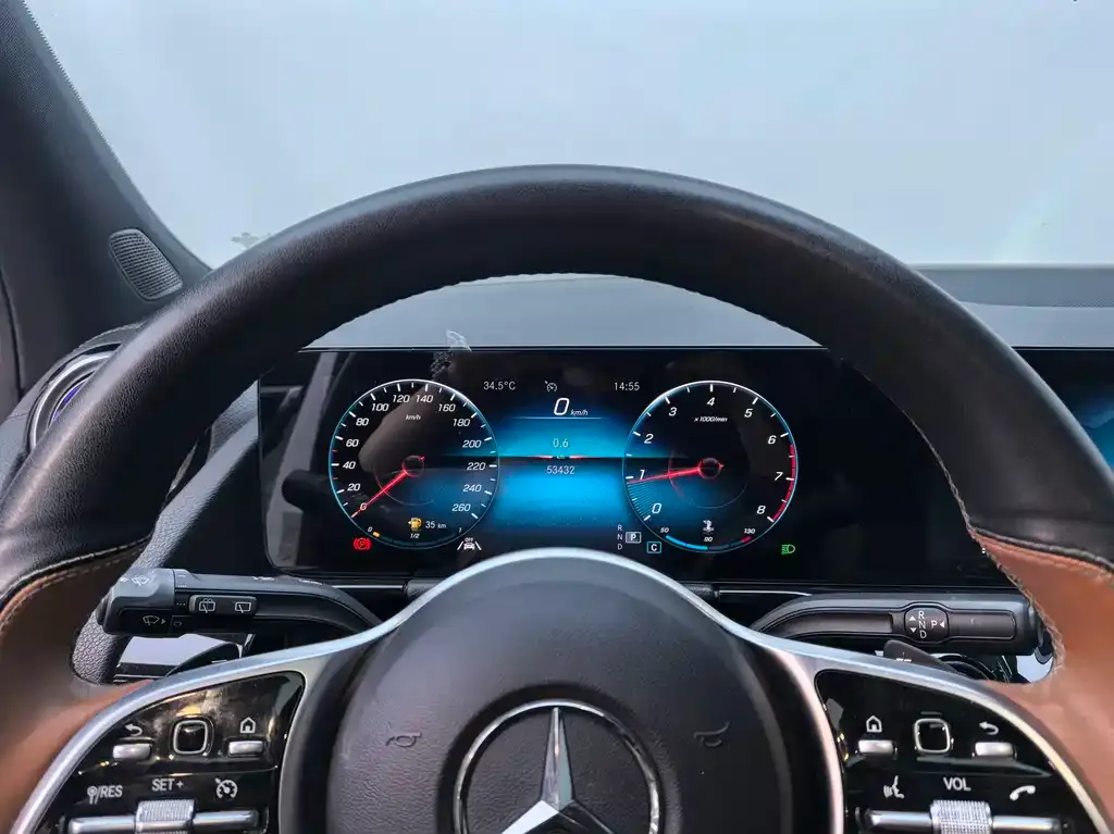 Mercedes-Benz GLA — фото 7