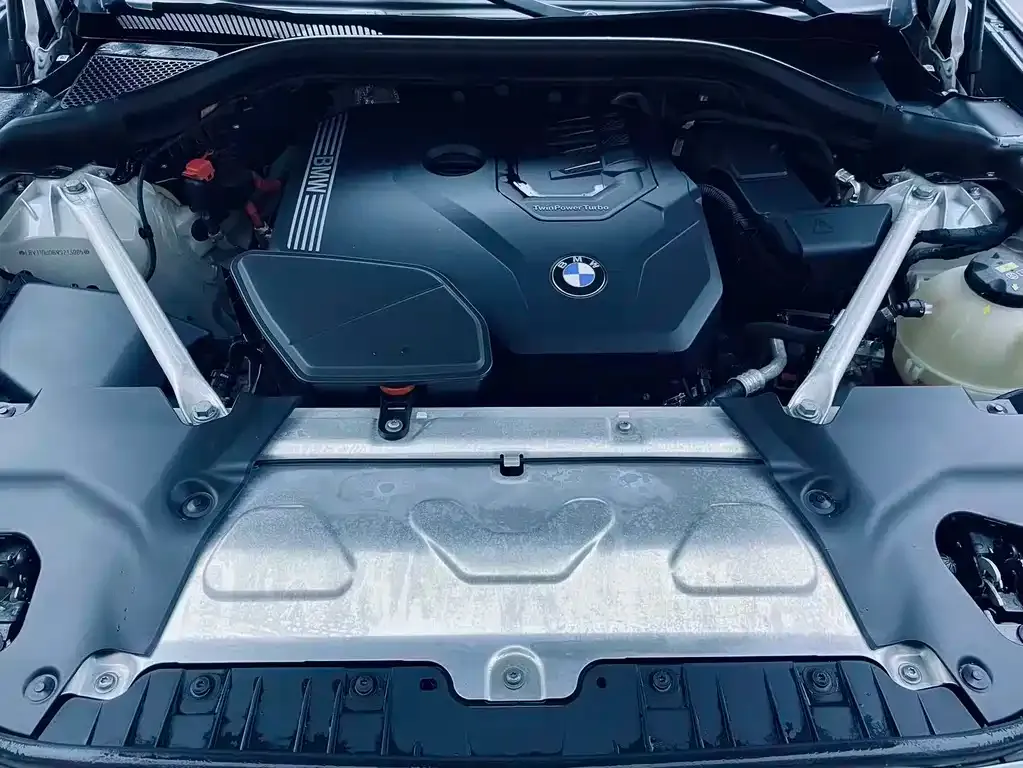 BMW X3 — фото 10