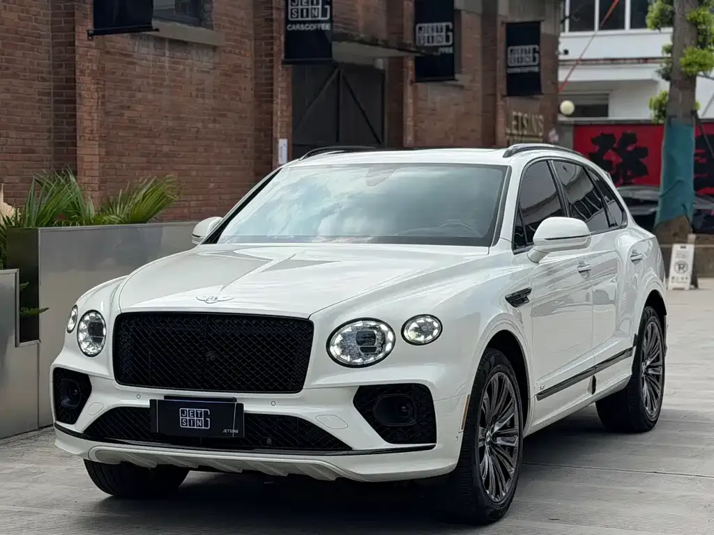 Bentley Bentayga — фото 2