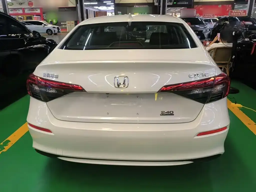Honda Civic — фото 4