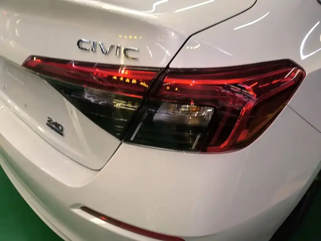 Honda Civic — фото 2