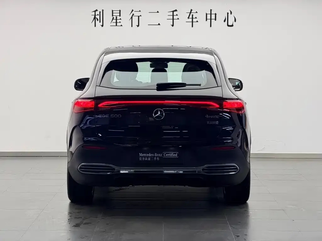 Mercedes-Benz EQE SUV — фото 3