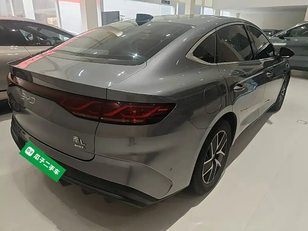 BYD Qin L — фото 6