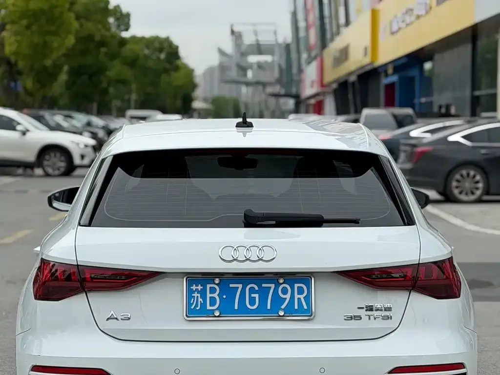 Audi A3 — фото 2