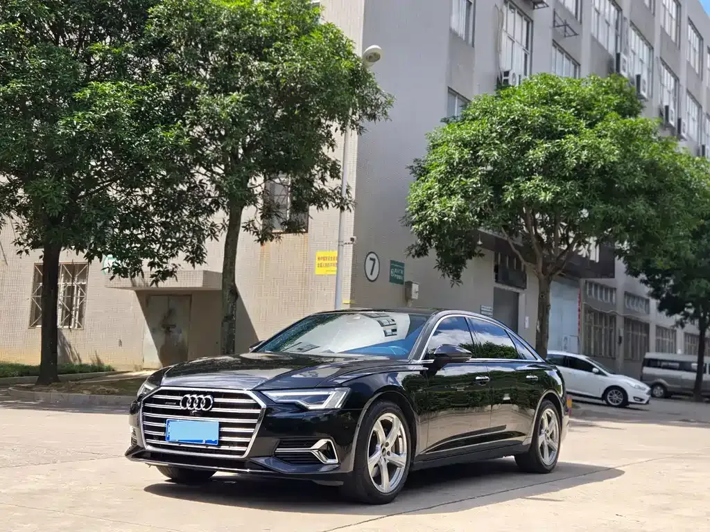 Audi A6L — фото 10