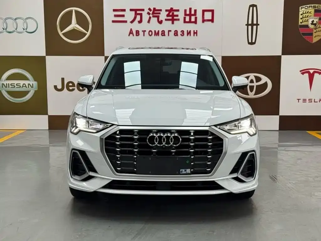 Audi Q3 — фото 5