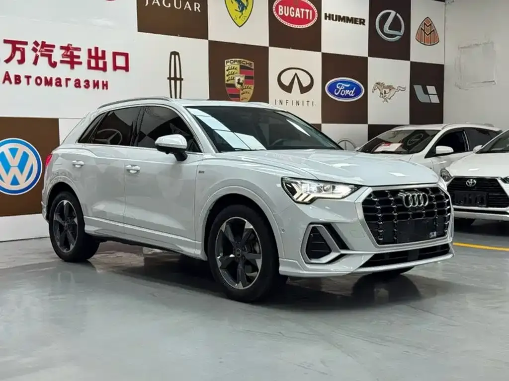 Audi Q3 — фото 7