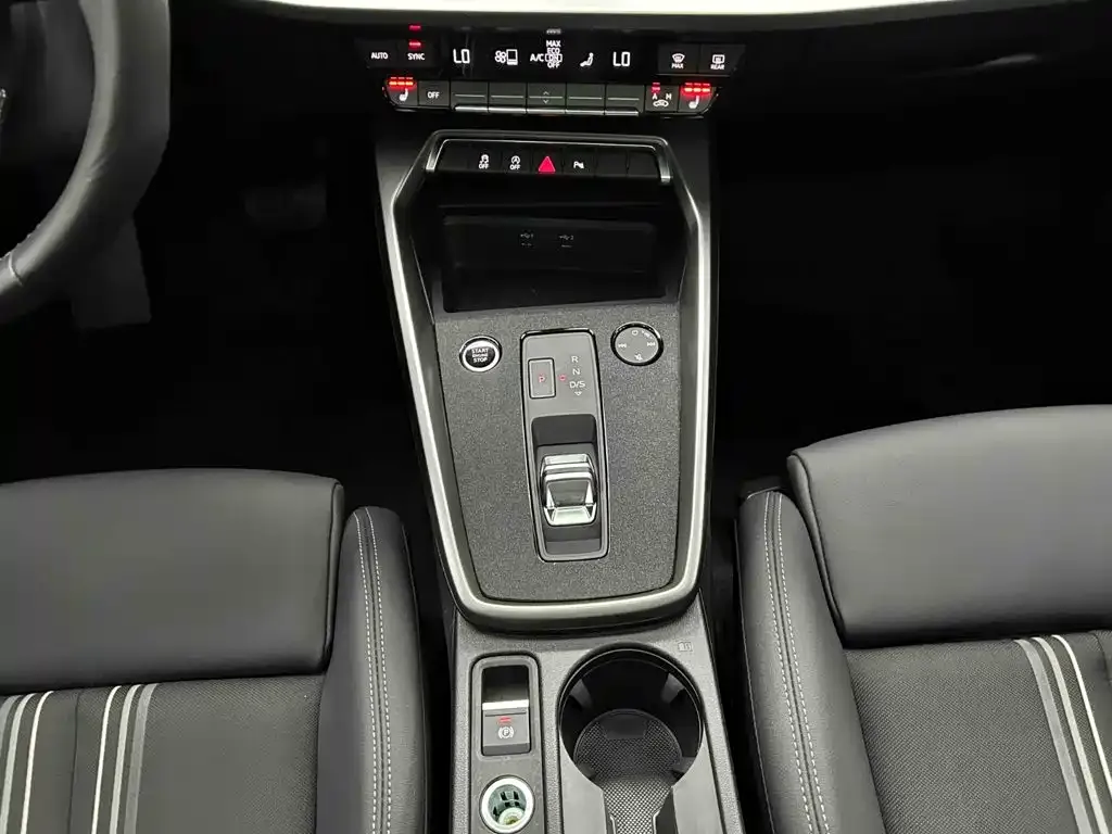 Audi A3 — фото 10