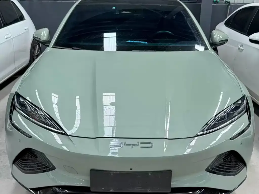 BYD Seal — фото 7