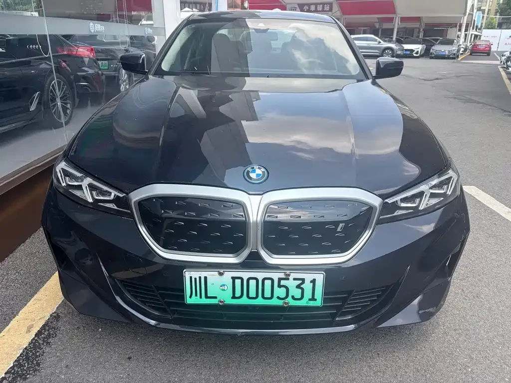 BMW i3 — фото 8