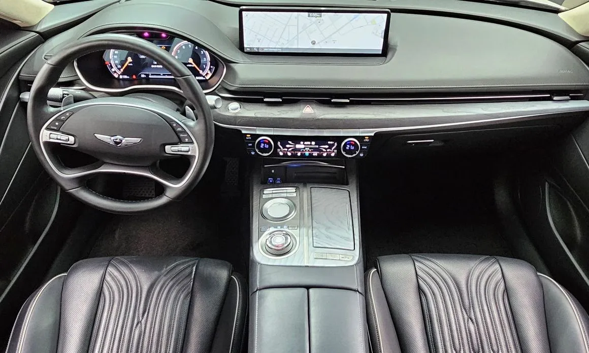 Genesis G80 — фото 6