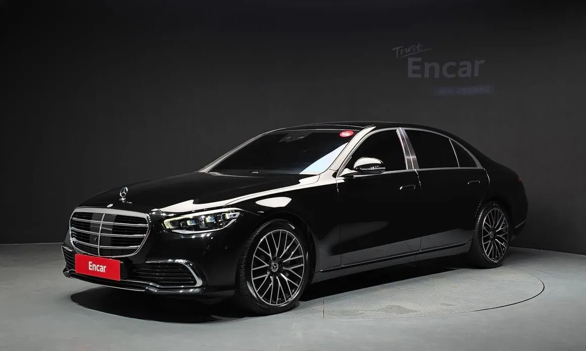 Mercedes-Benz S-Class — фото 1