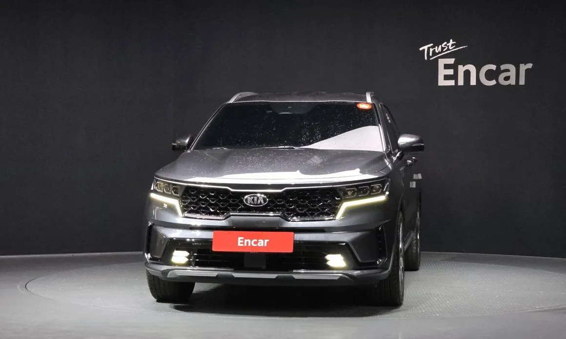 Kia Sorento — фото 5