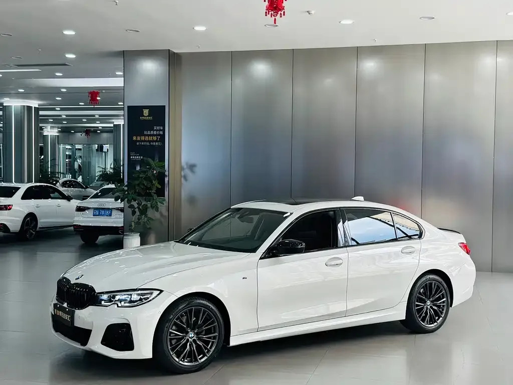 BMW 3 Series — фото 1