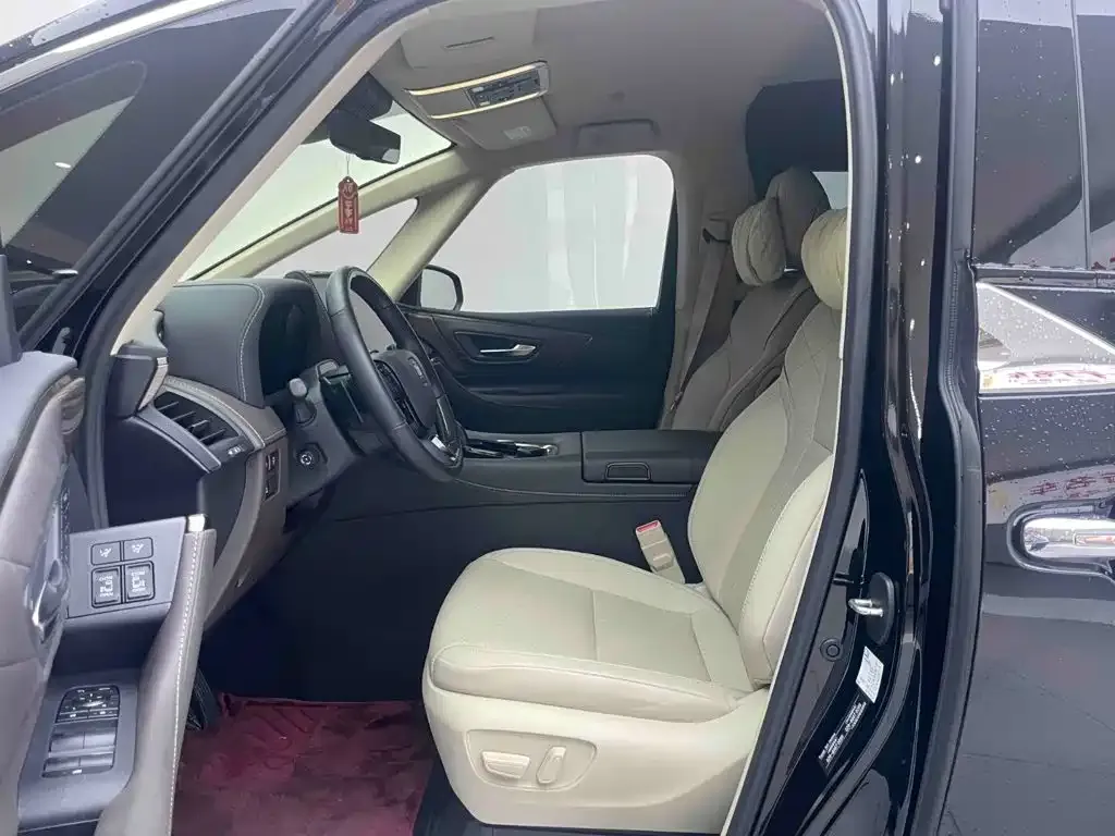 Toyota Vellfire — фото 5