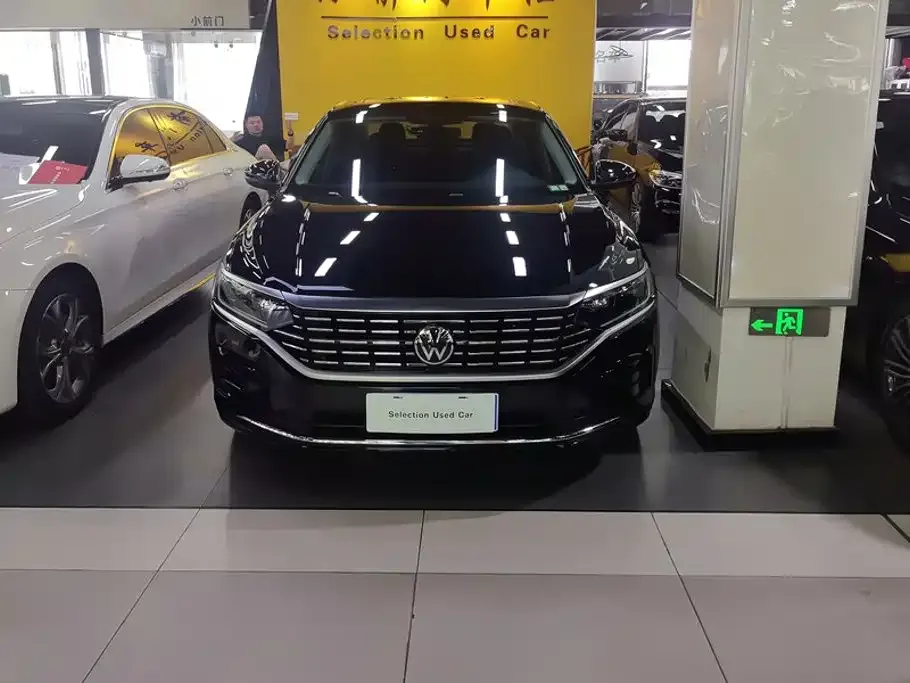 Volkswagen Passat — фото 10