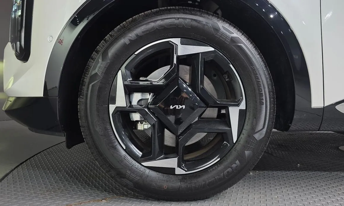 Kia Sportage — фото 7
