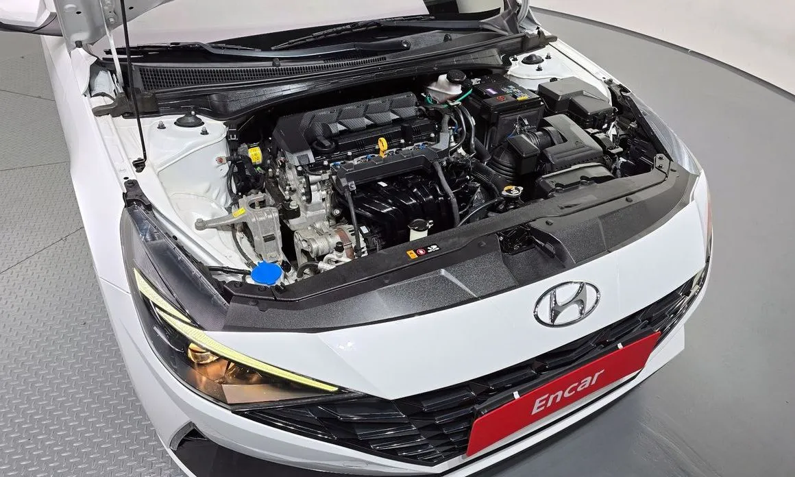 Hyundai AVANTE — фото 4