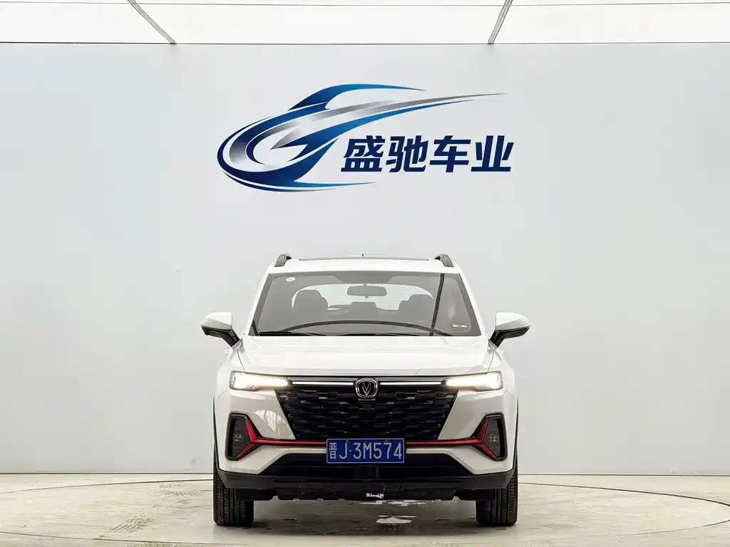 Changan CS35PLUS — фото 3