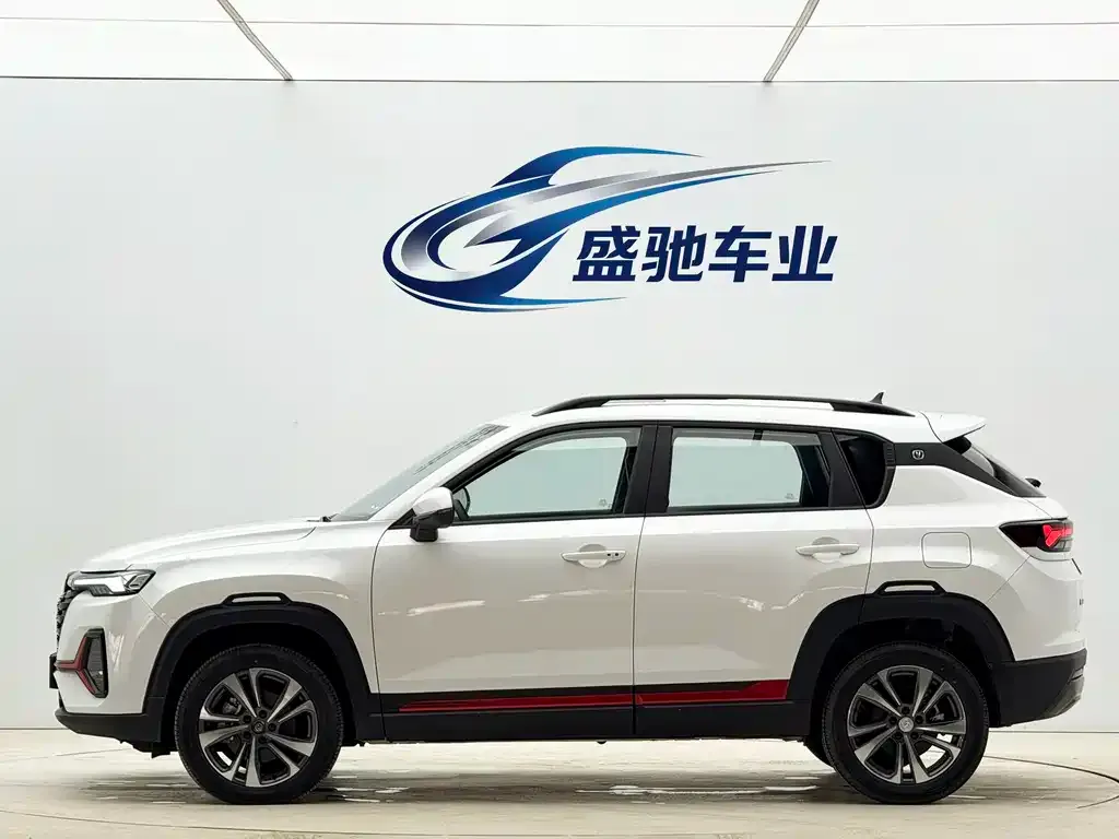 Changan CS35PLUS — фото 10