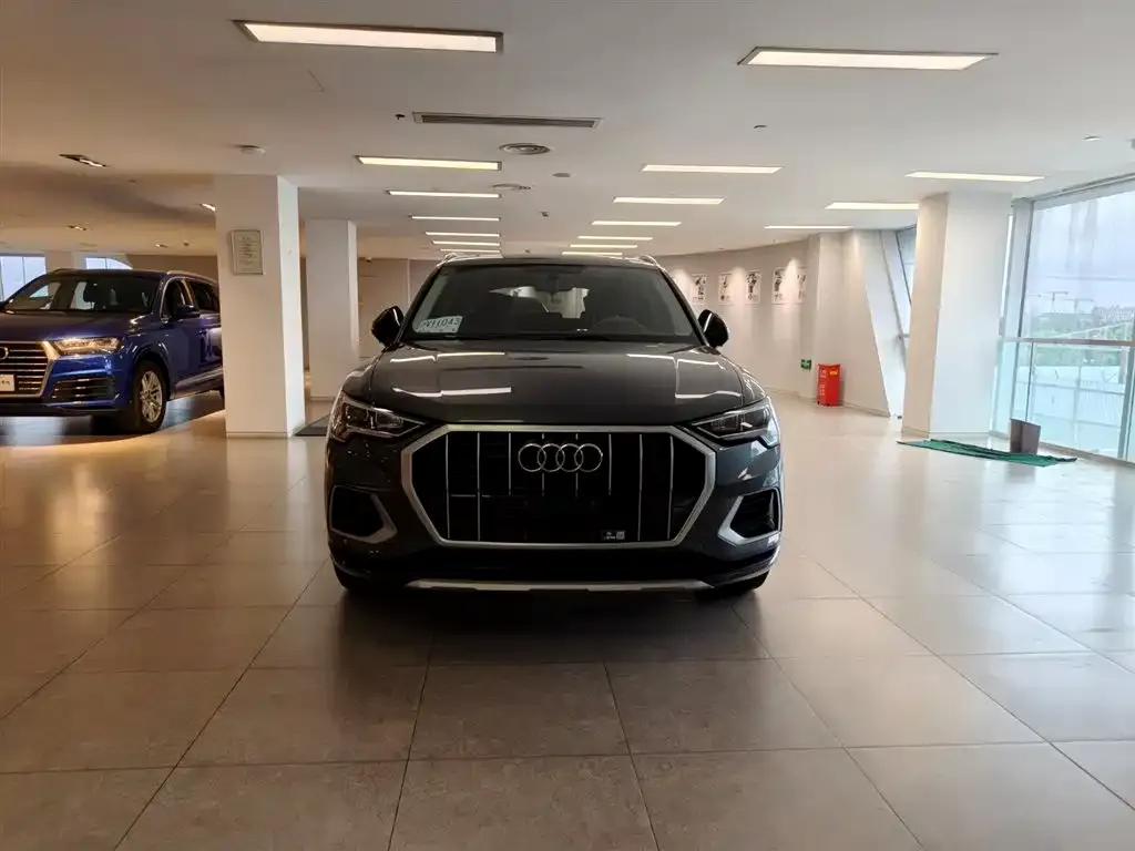 Audi Q3 — фото 4