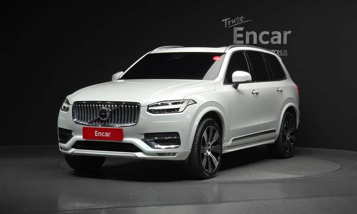 Volvo XC90 — фото 1