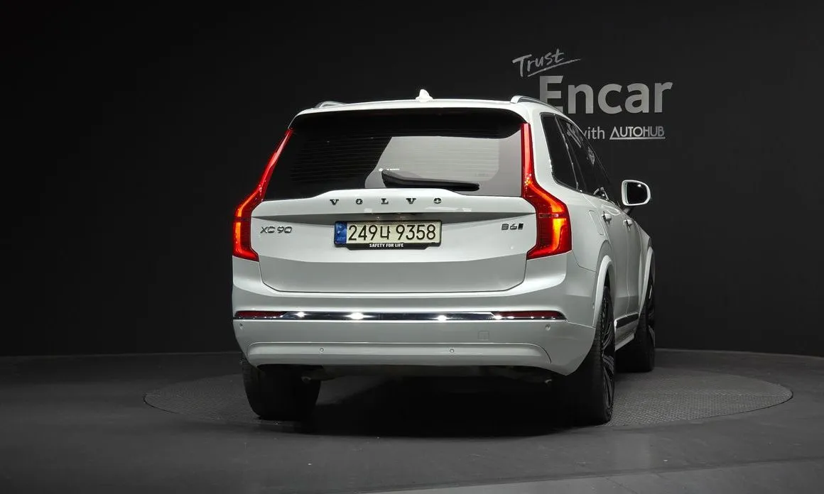 Volvo XC90 — фото 4