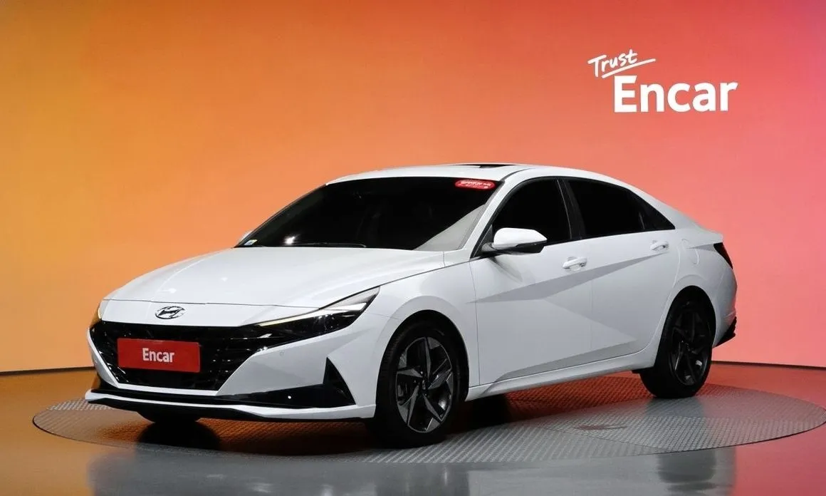 Hyundai AVANTE — фото 1
