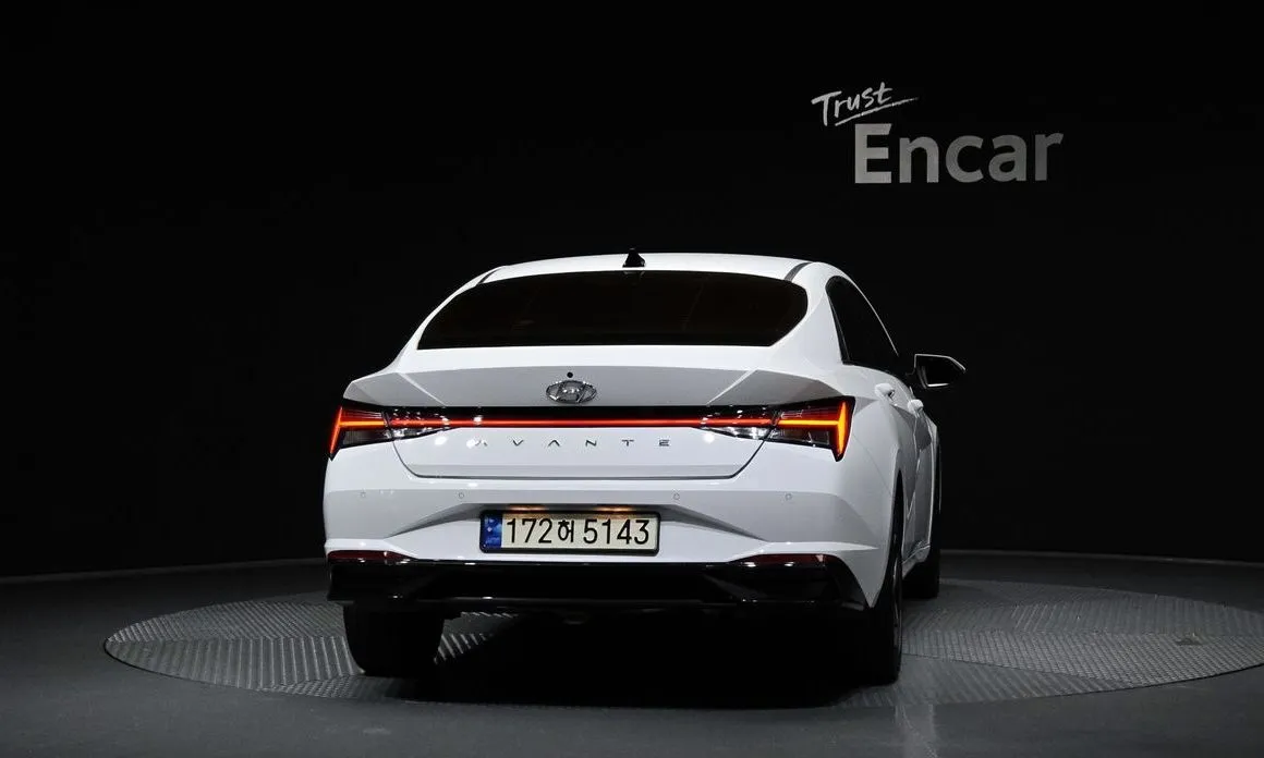 Hyundai AVANTE — фото 3