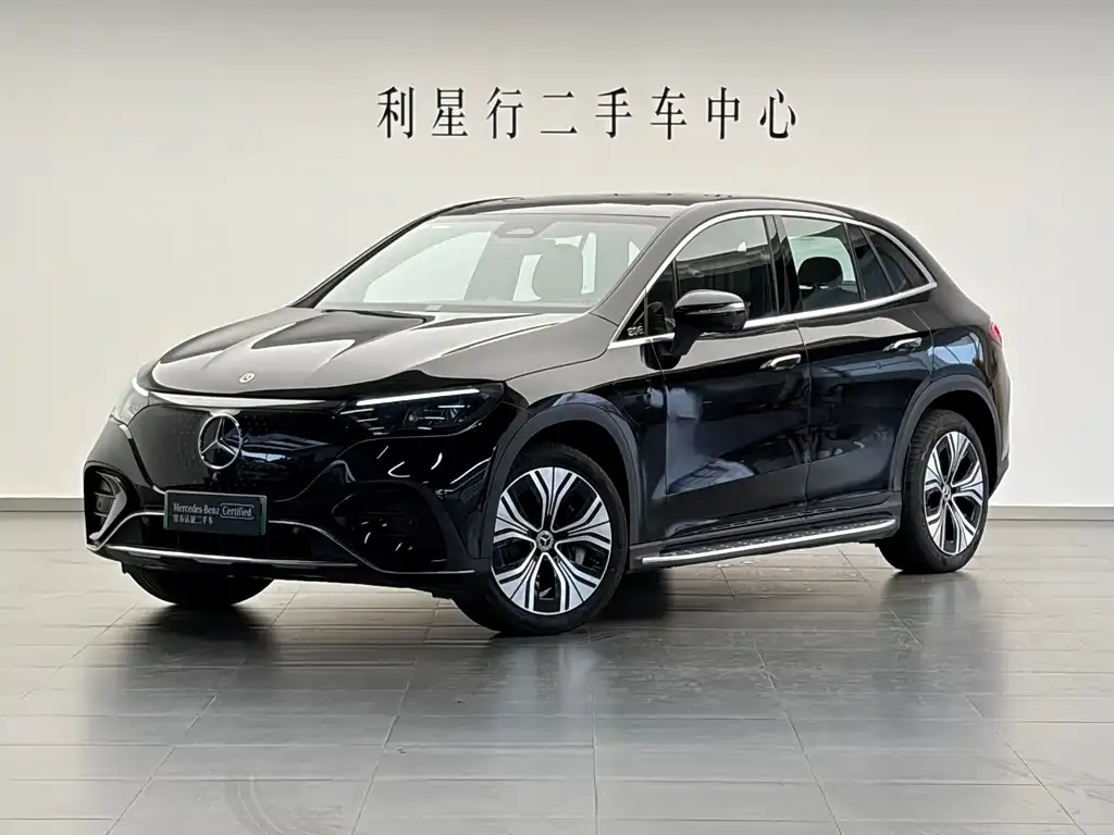 Mercedes-Benz EQE SUV — фото 1