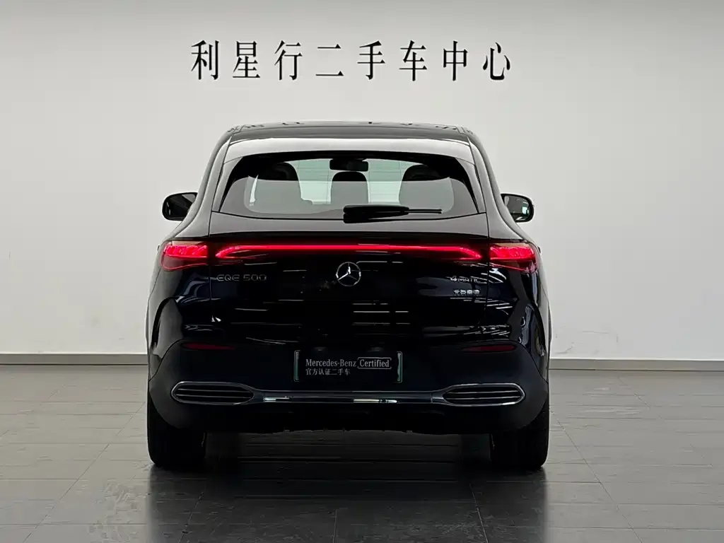 Mercedes-Benz EQE SUV — фото 2