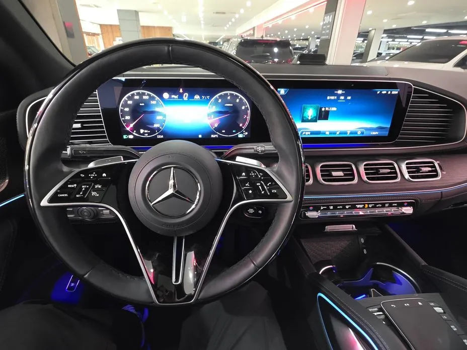Mercedes-Benz GLE-Class — фото 8