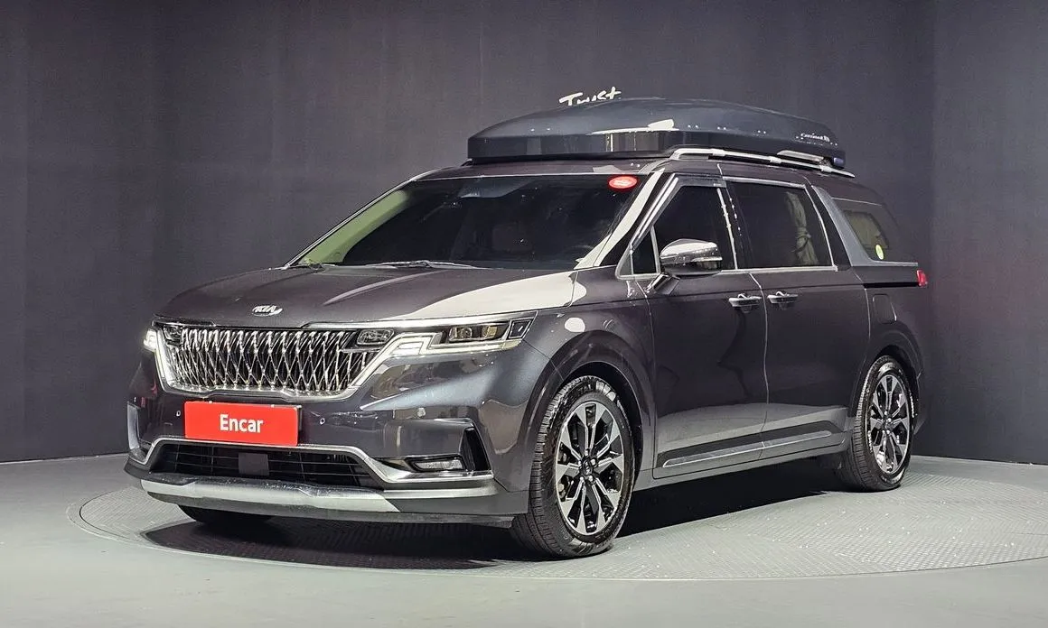 Kia Carnival — фото 1