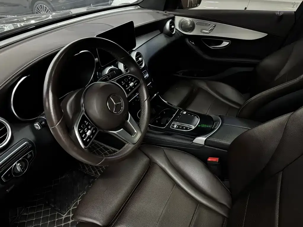 Mercedes-Benz GLC — фото 10