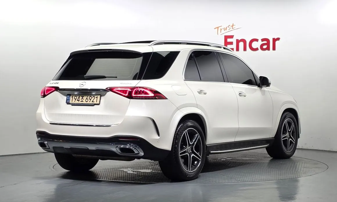 Mercedes-Benz GLE-Class — фото 6