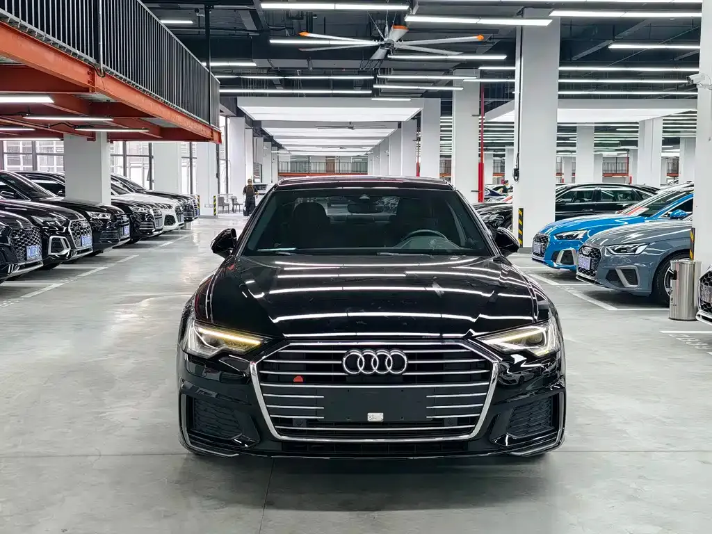 Audi A6L — фото 9