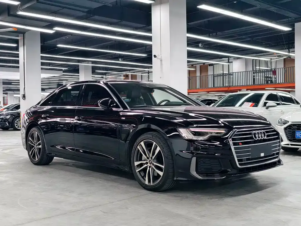 Audi A6L — фото 10