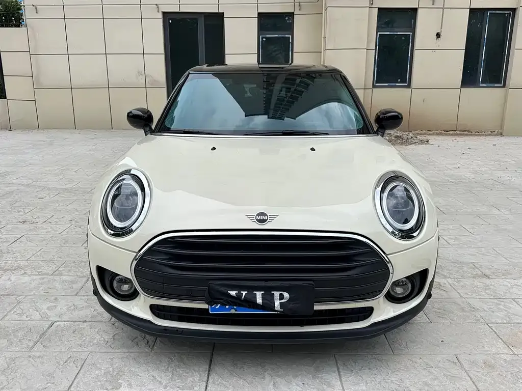 MINI Clubman — фото 10