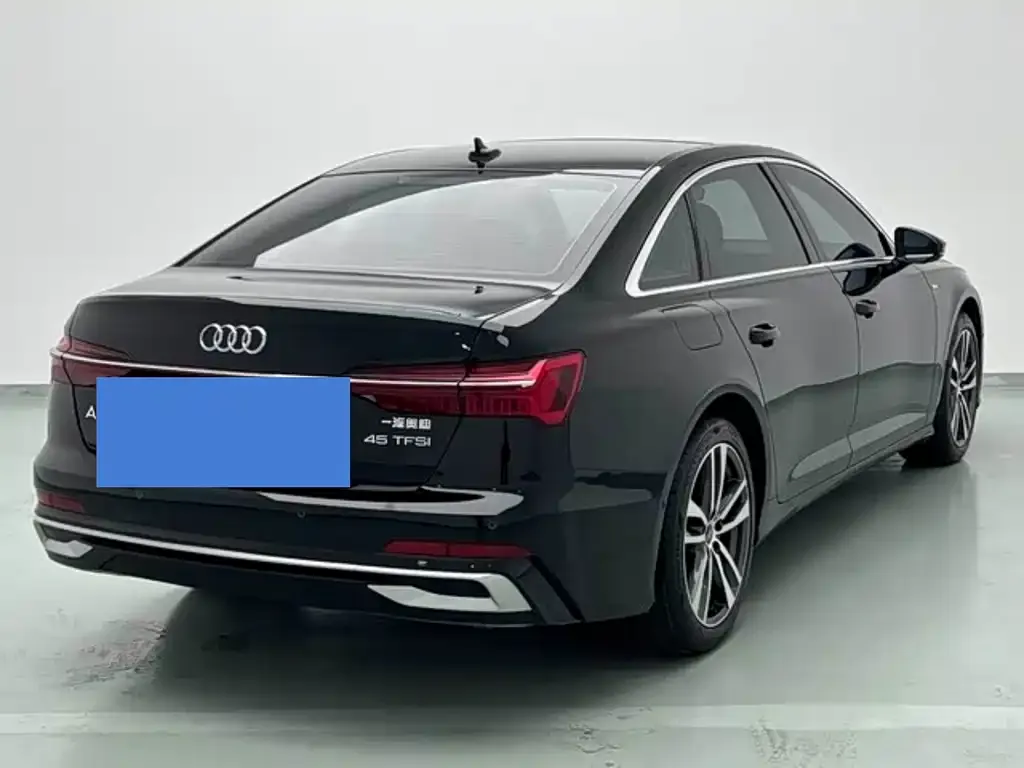 Audi A6L — фото 7