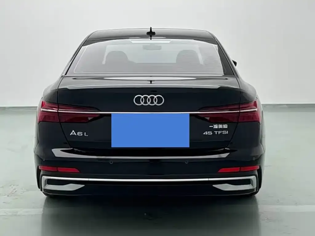 Audi A6L — фото 6