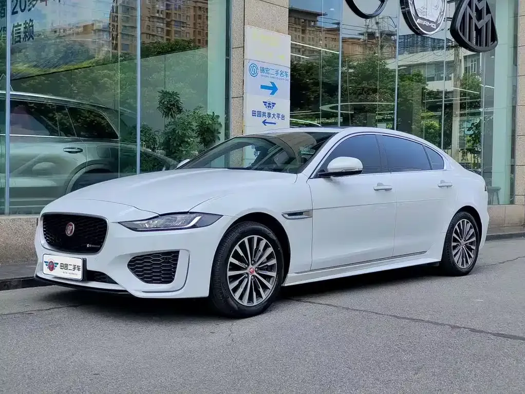 Jaguar XEL — фото 1