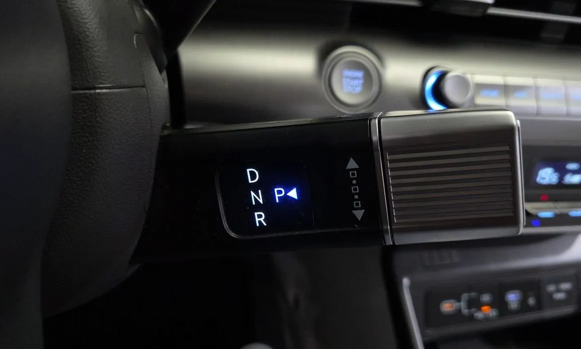 Hyundai Kona — фото 2