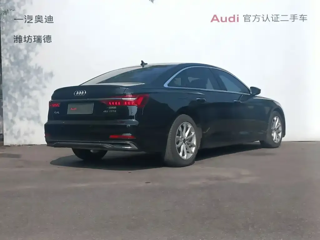 Audi A6L — фото 5